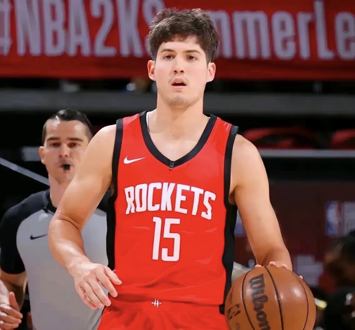 火箭队球员赴非洲开展篮球慈善之旅，传播爱心正能量的简单介绍