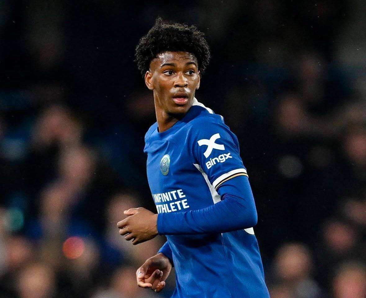 切尔西后卫恢复训练，有望重返首发