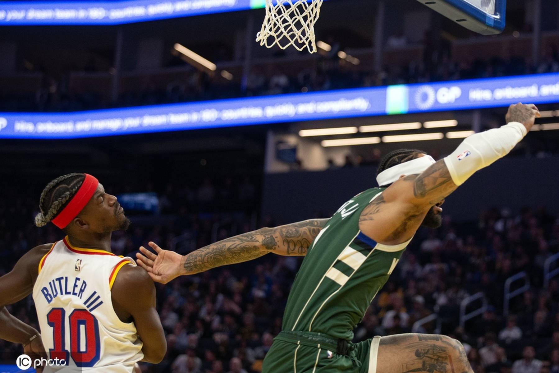 巴特勒惊艳全场，状态爆棚助攻爆棚，掘金逆转取胜！