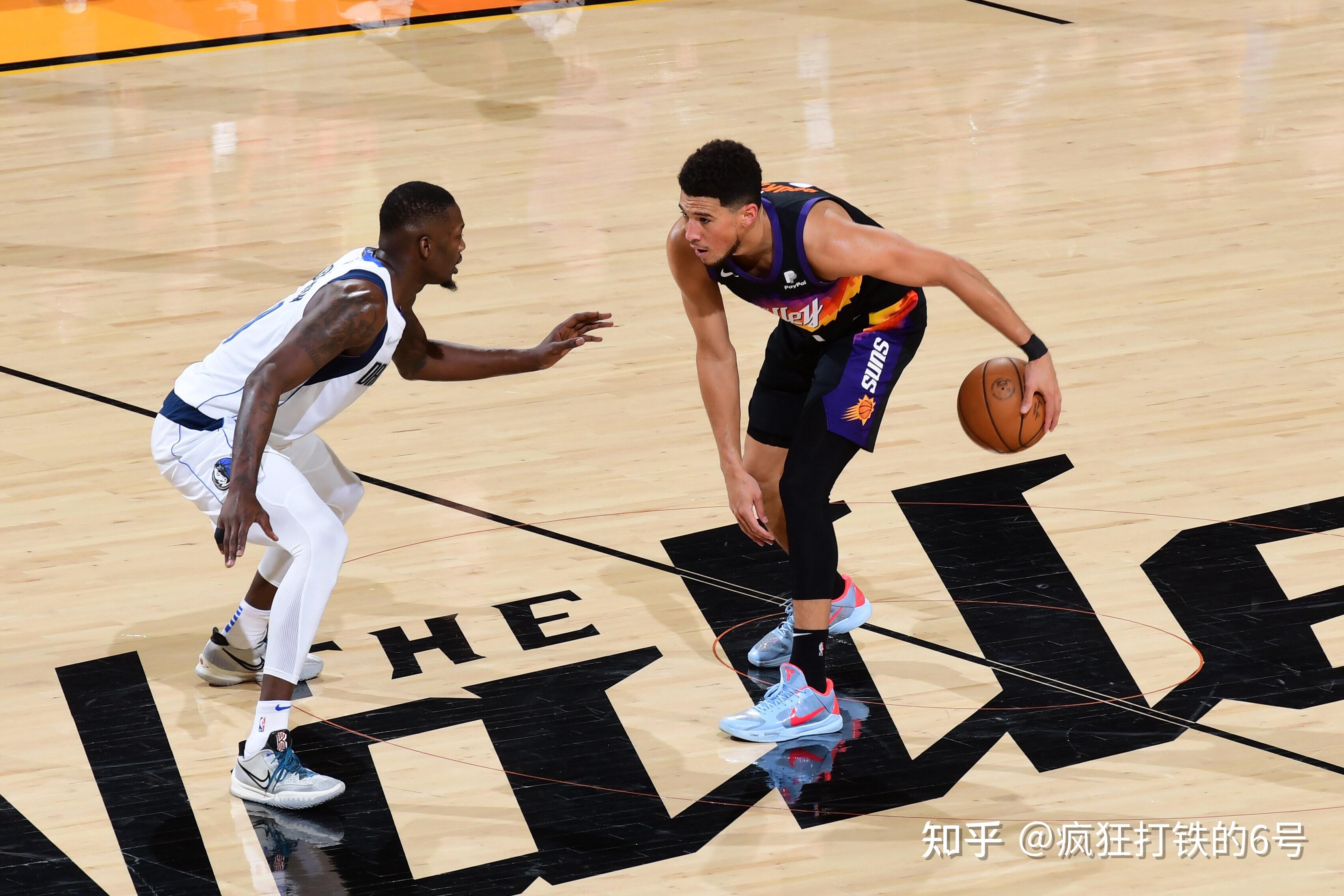 科维托娃在独行侠比赛中战术调整，关键助攻引发热议！