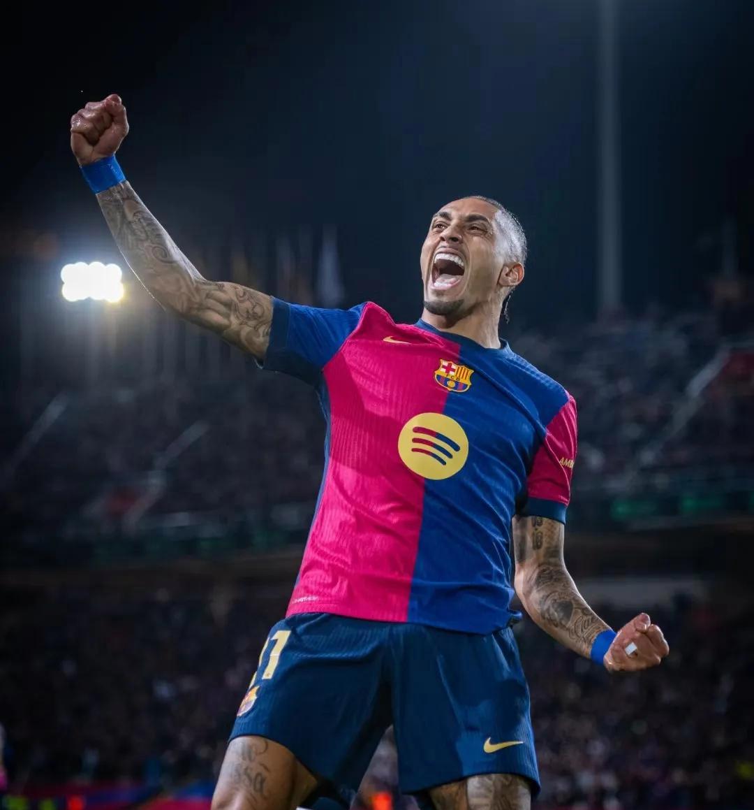 包含西亚卡姆新星重返赛场表现突出，巴塞罗那前途光明！的词条